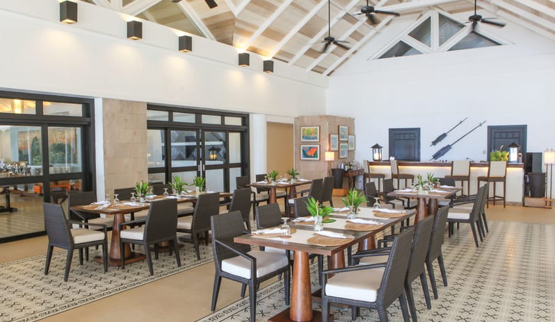 18. Lagen Island - Clubhouse_002